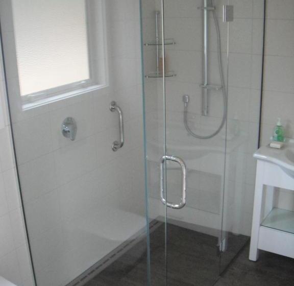 Woolshed Bed & Breakfast