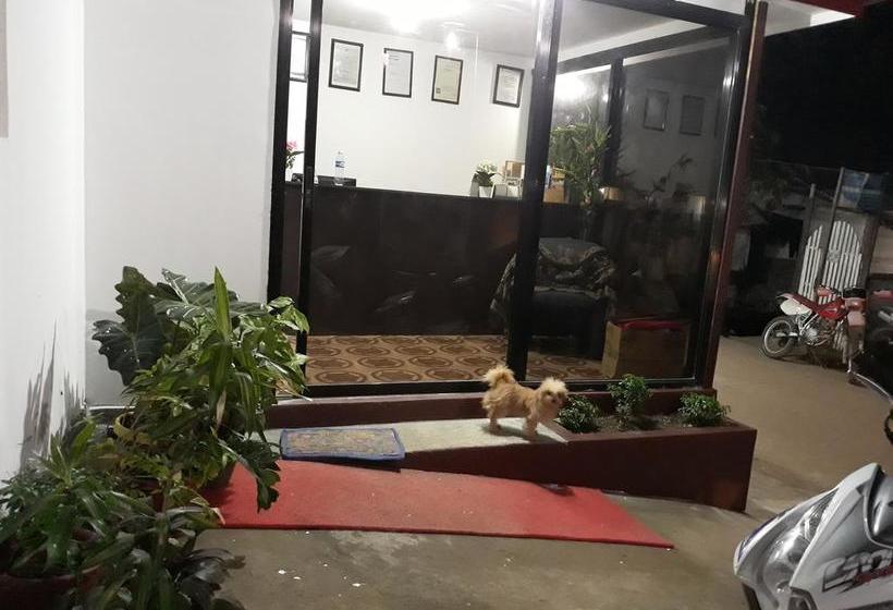 Ostello Edam S Coron Dormitel