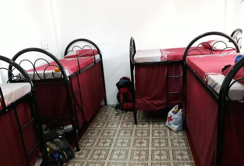 Ostello Edam S Coron Dormitel