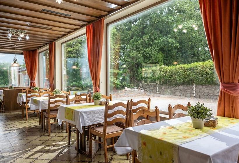 Alpenhotel Edelweiss