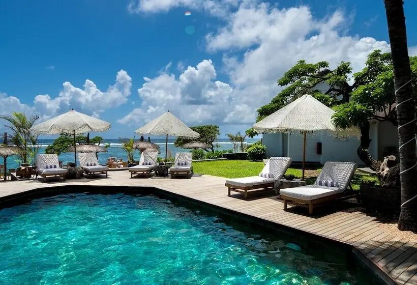 تختخواب و صبحانه La Maison D Eté Hotel By Newmark