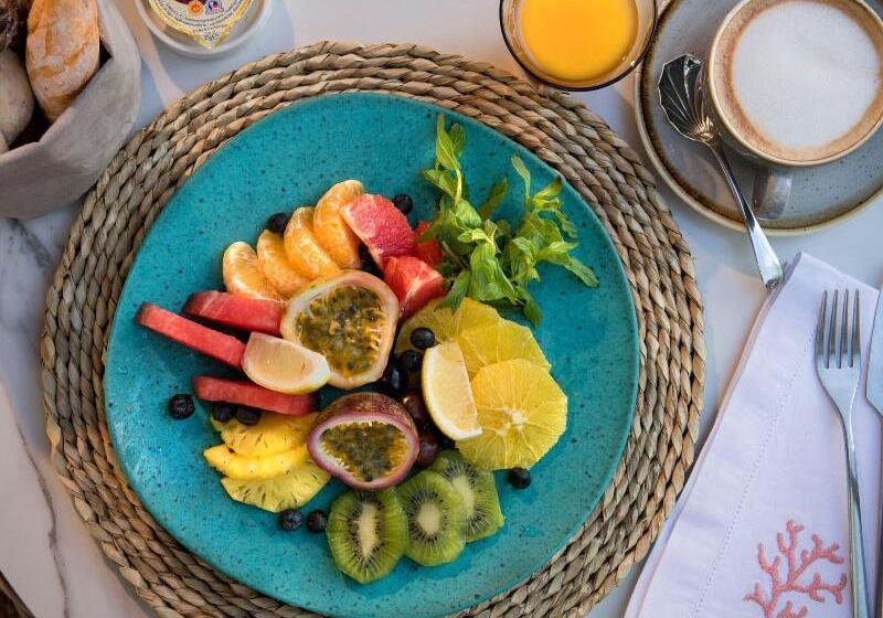 تختخواب و صبحانه La Maison D Eté Hotel By Newmark