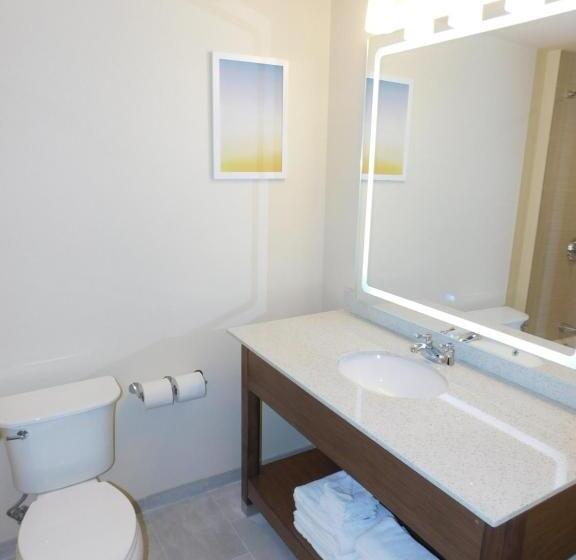 فندق Days Inn & Suites By Wyndham Kearney Ne