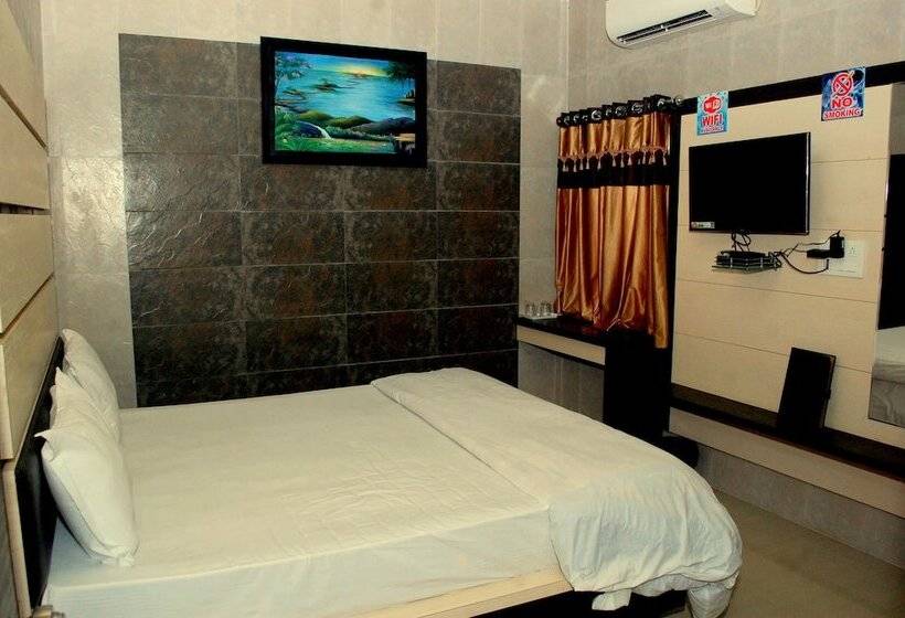 The Sky Comfort Hotel The Heaven, Dwarka