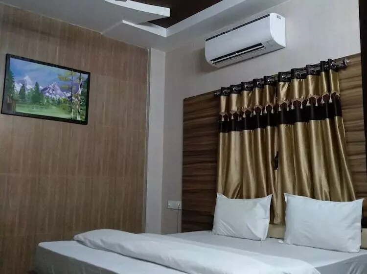 The Sky Comfort   Hotel The Heaven, Dwarka