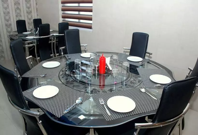 The Sky Comfort   Hotel The Heaven, Dwarka