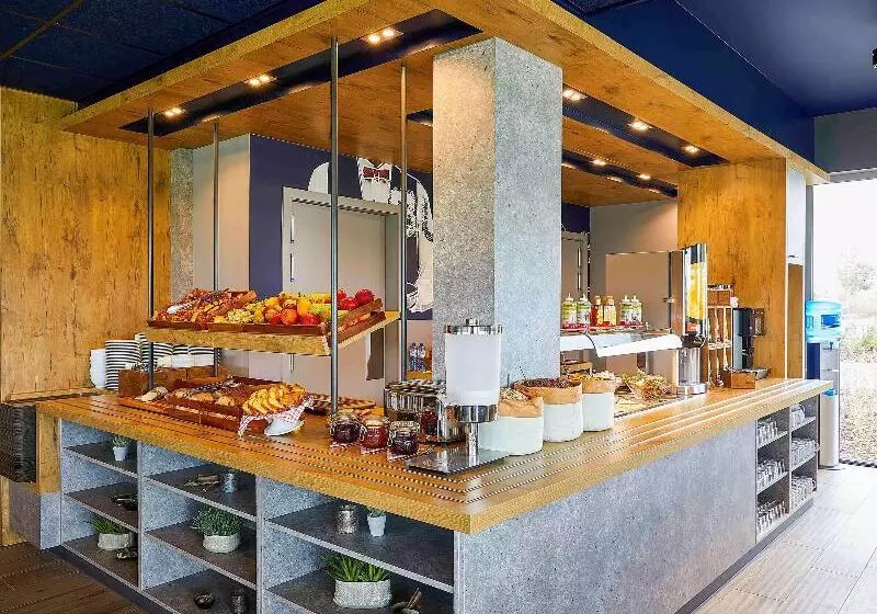 Hotelli Ibis Budget Oostende Airport