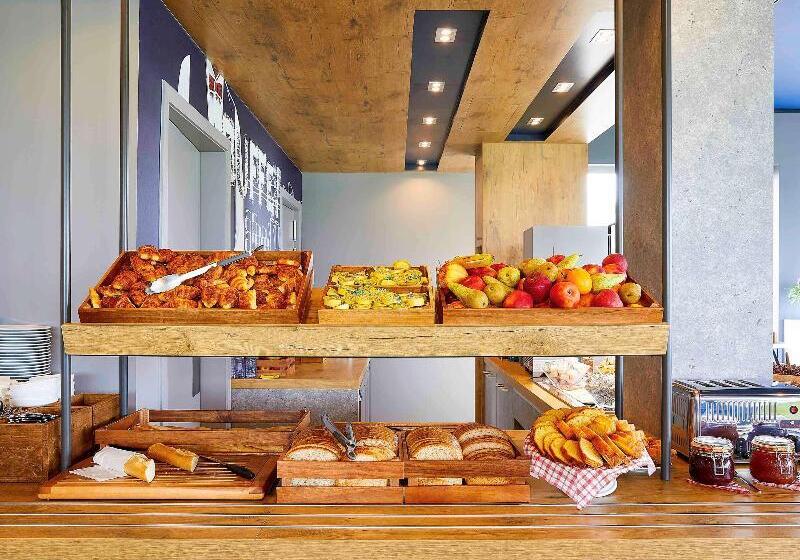 Отель Ibis Budget Oostende Airport