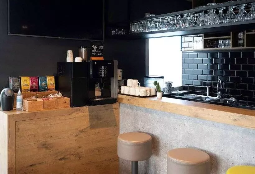 Hotelli Ibis Budget Oostende Airport