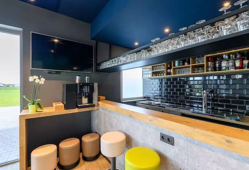 Hotelli Ibis Budget Oostende Airport