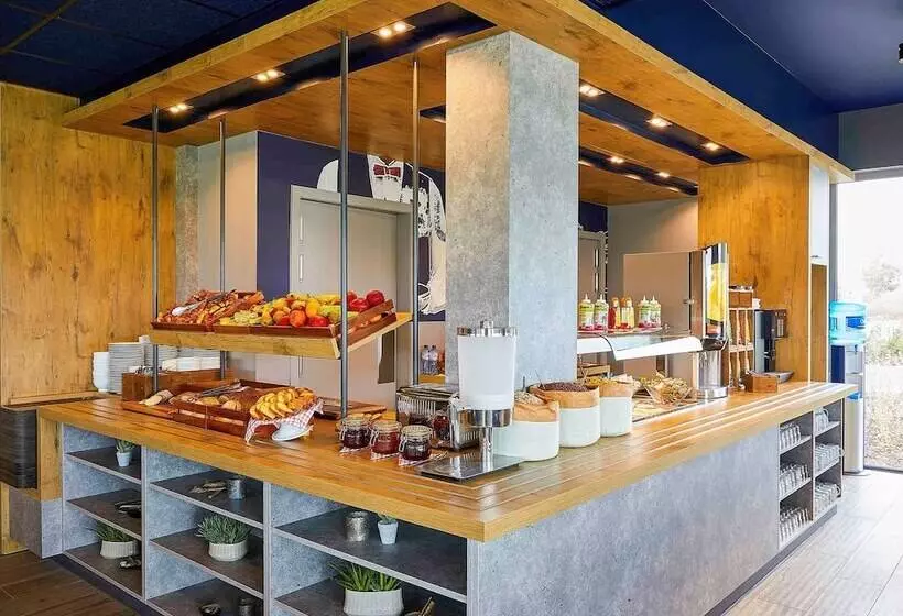 Hotelli Ibis Budget Oostende Airport