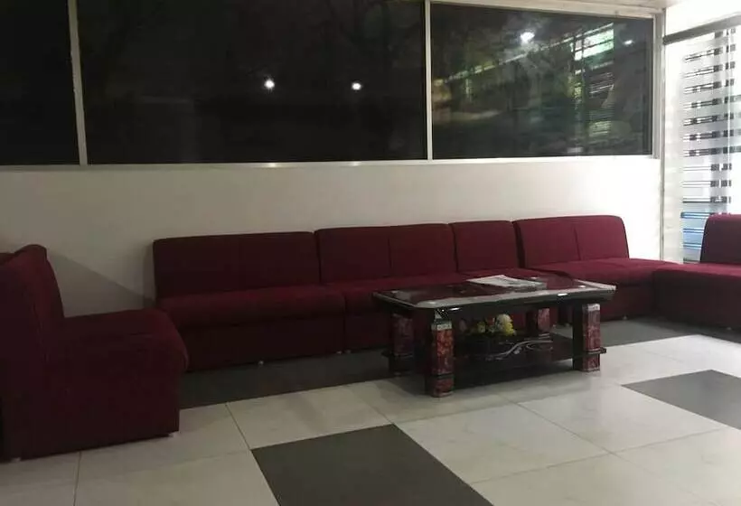 هتل Uttara Suite At Dhaka