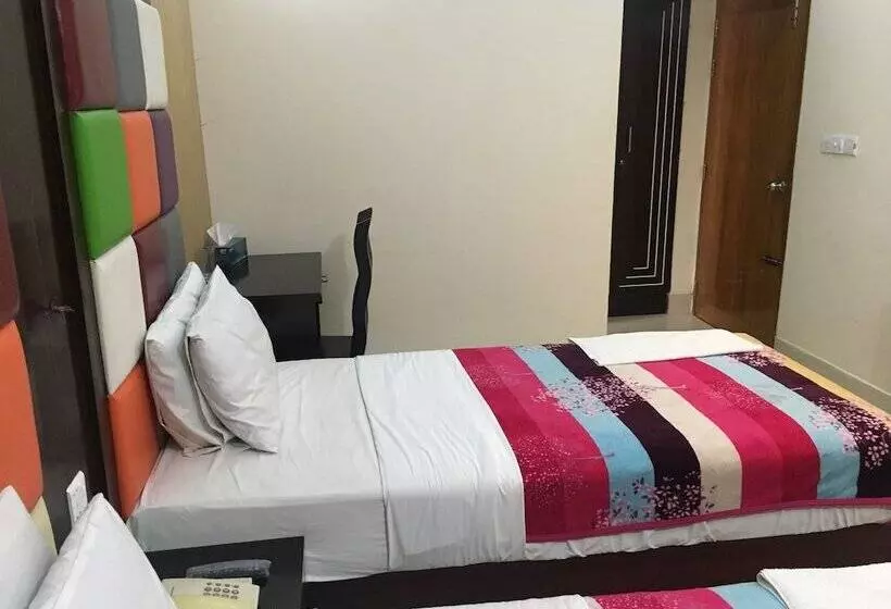 هتل Uttara Suite At Dhaka