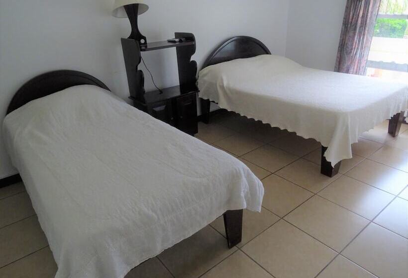 ホテル Mi Linda Tierra