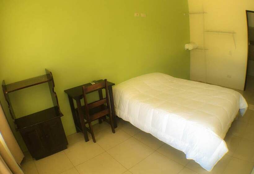 ホテル Mi Linda Tierra