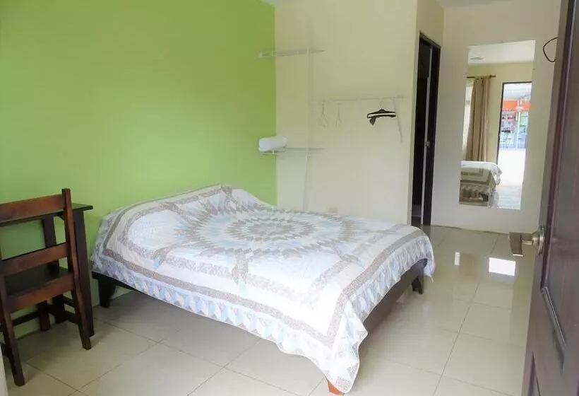 Hotelli Mi Linda Tierra