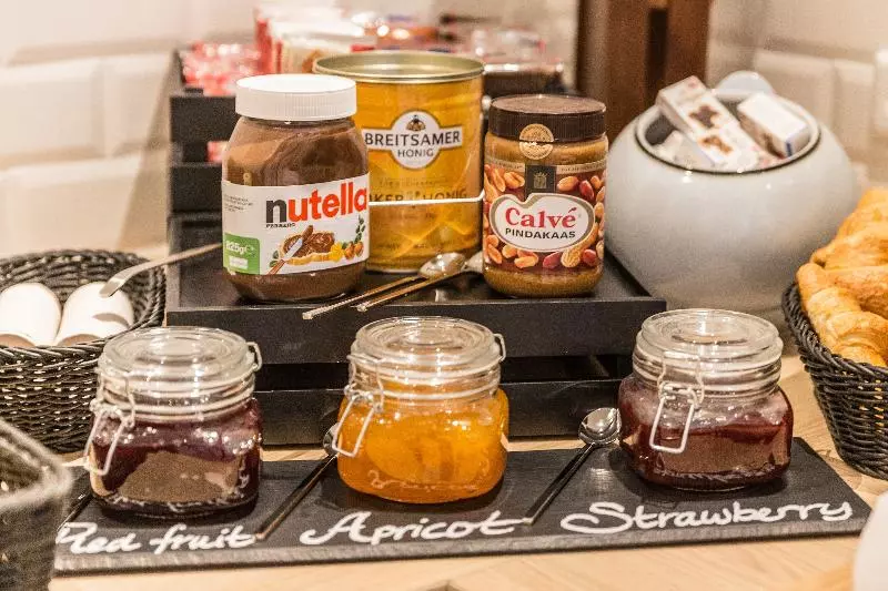 Hotelli Holiday Inn   The Niu, Dairy Haarlem