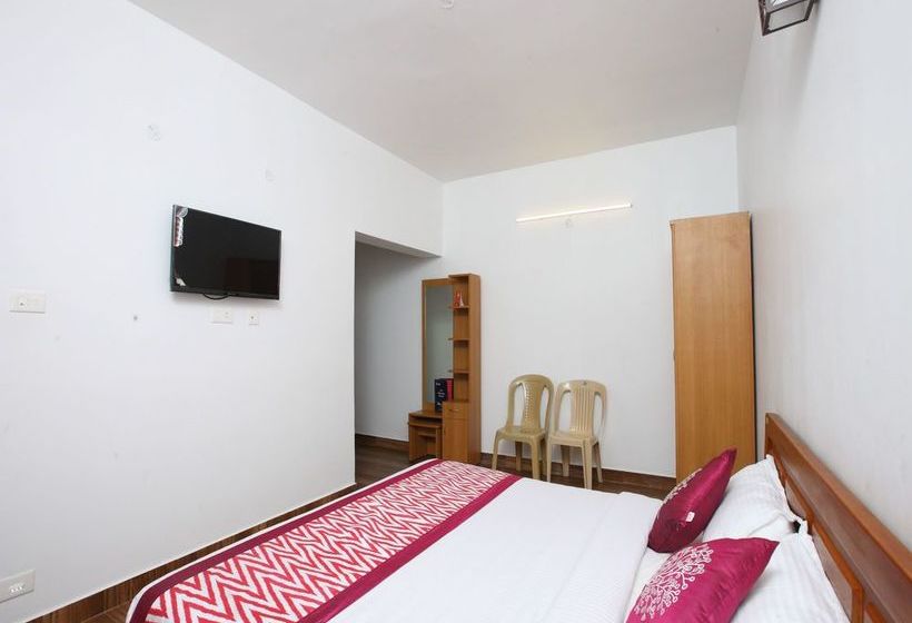 Szálloda Oyo 10251 Sri Akilambiga Residency