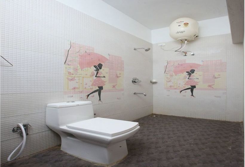 Szálloda Oyo 10251 Sri Akilambiga Residency