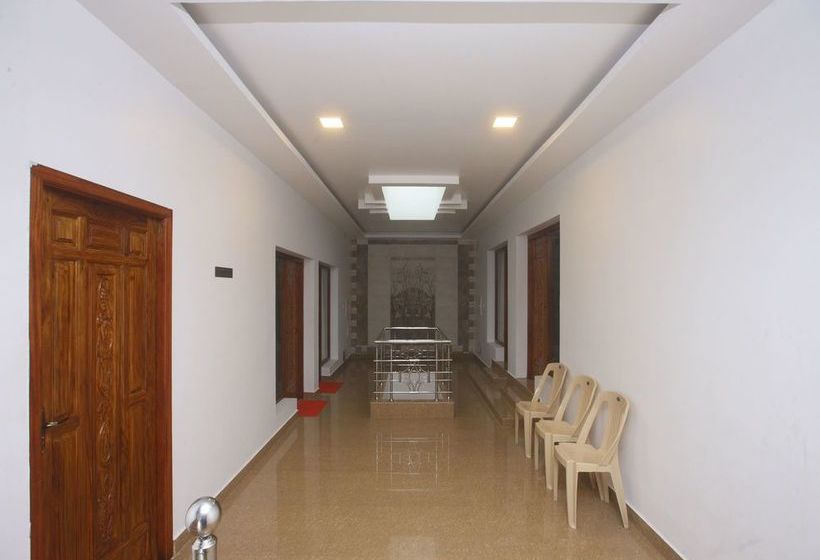 Szálloda Oyo 10251 Sri Akilambiga Residency