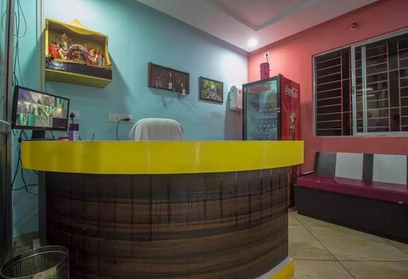 ホテル O Smriti Guest House