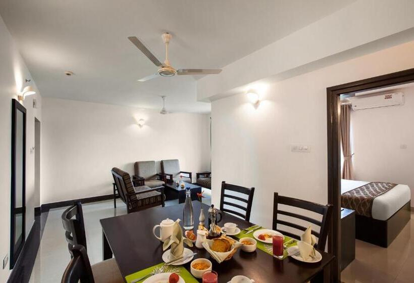 ホテル Sterling Thekkady