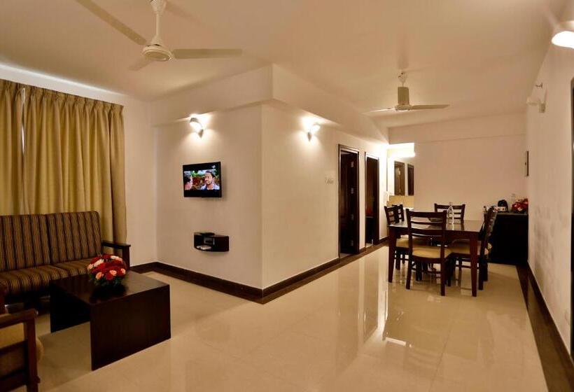 ホテル Sterling Thekkady