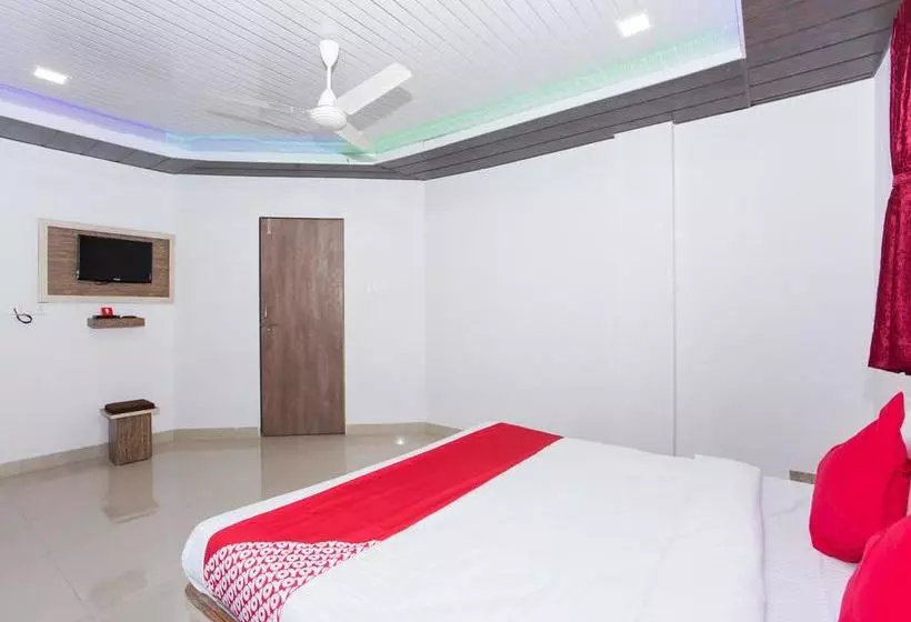 Oyo 12935 Hotel Shrushti Inn