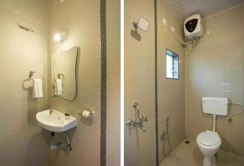 Oyo 12935 Hotel Shrushti Inn
