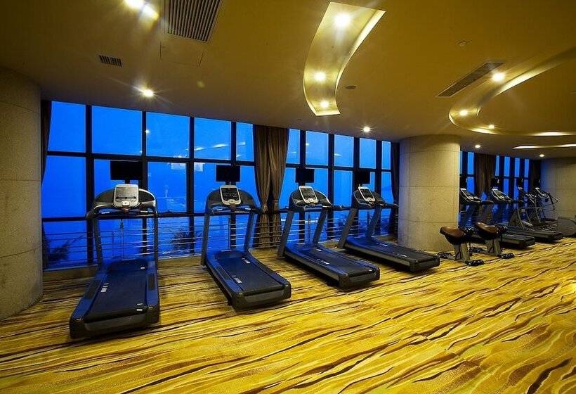 Country Garden Holiday Hot Spring Hotel Fogang