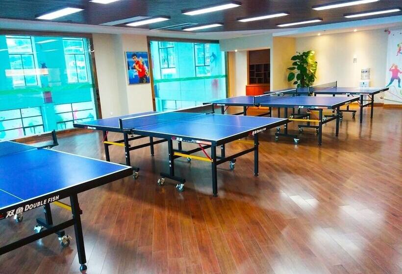 Country Garden Holiday Hot Spring Hotel Fogang