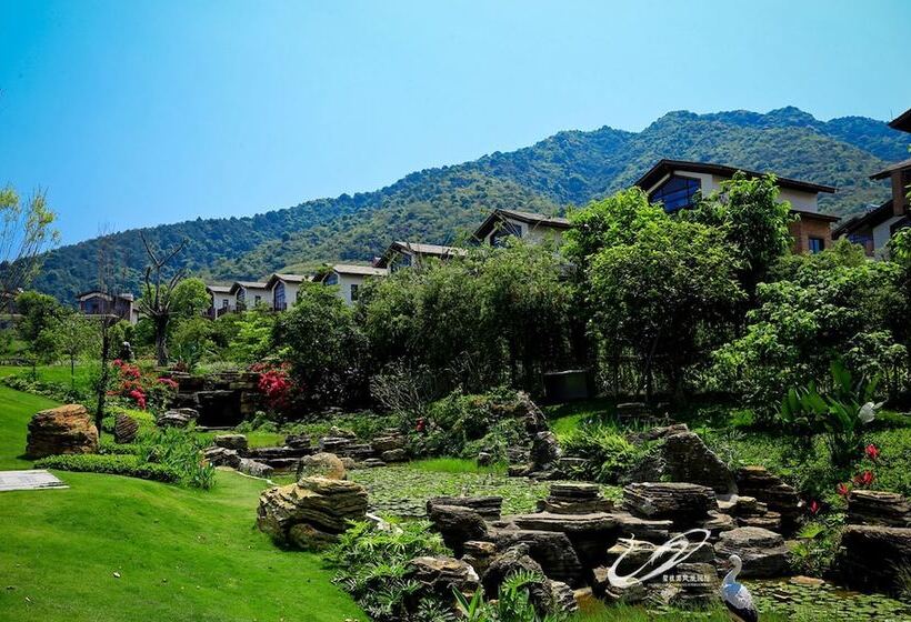 Country Garden Holiday Hot Spring Hotel Fogang