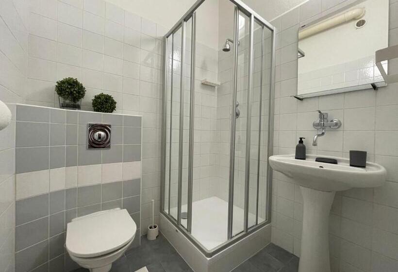 פנסיון Penzion Landauer