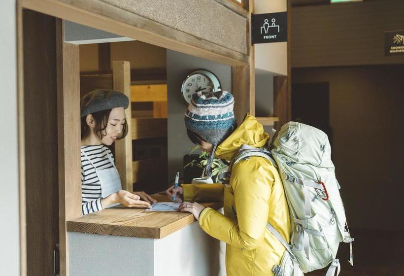 Hospedaria Hatago Flags