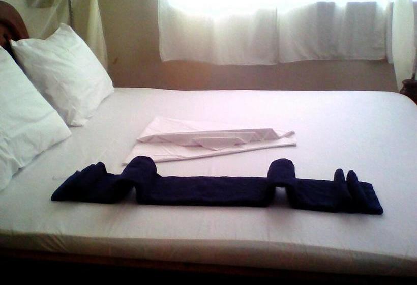 مبيت وإفطار Villa Mina Beachhouse