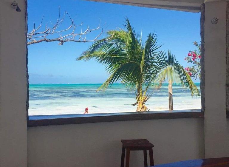 مبيت وإفطار Villa Mina Beachhouse