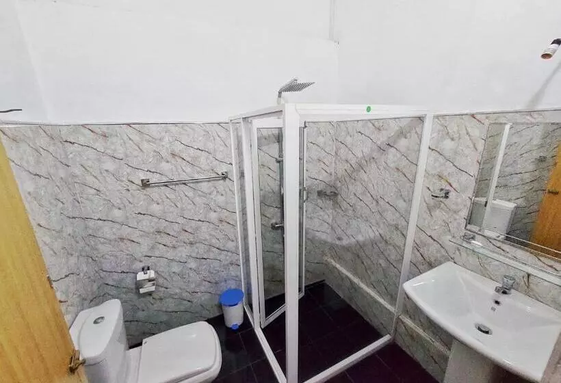 Hostel Katunayake At Colombo Airport Transit