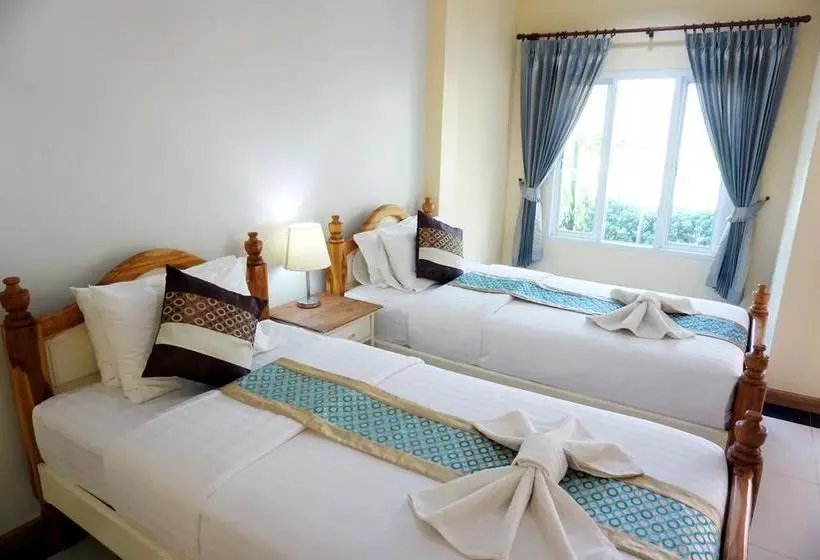 ホテル Amphawaree