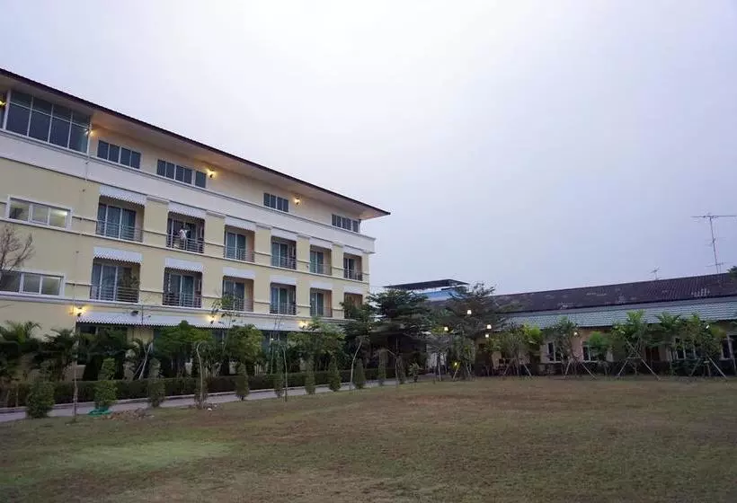 ホテル Amphawaree