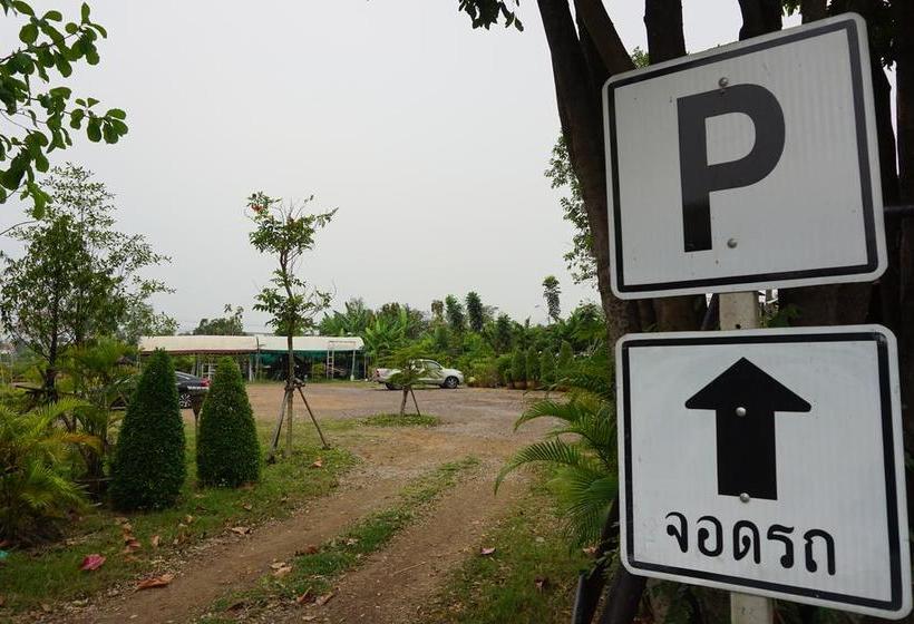 ホテル Amphawaree