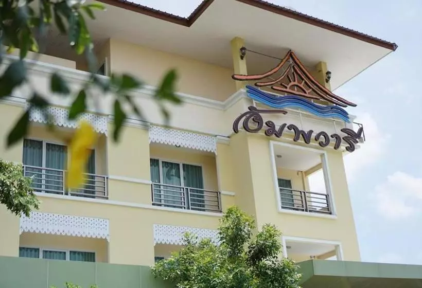 ホテル Amphawaree