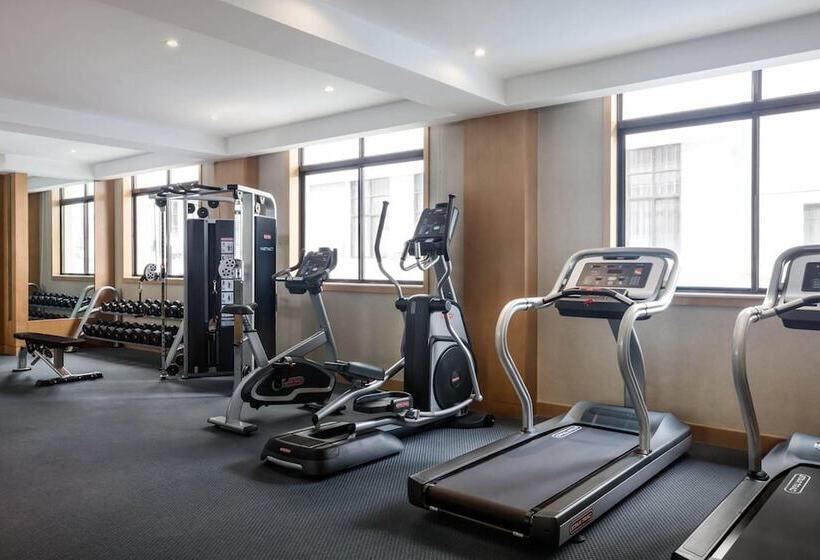 فندق Fairfield By Marriott Shanghai Jingan