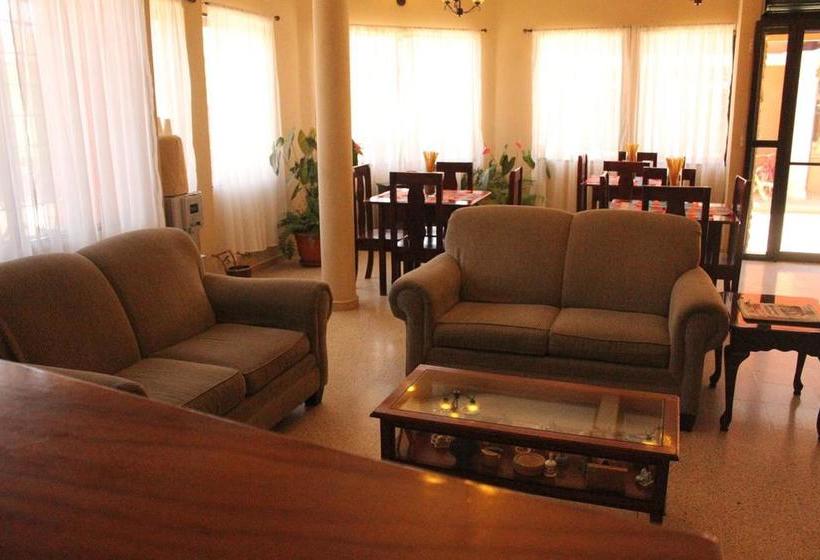 هتل Las Margaritas