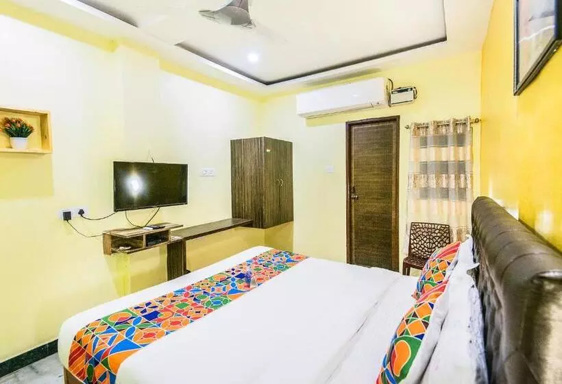 ホテル Royal Palace Marina