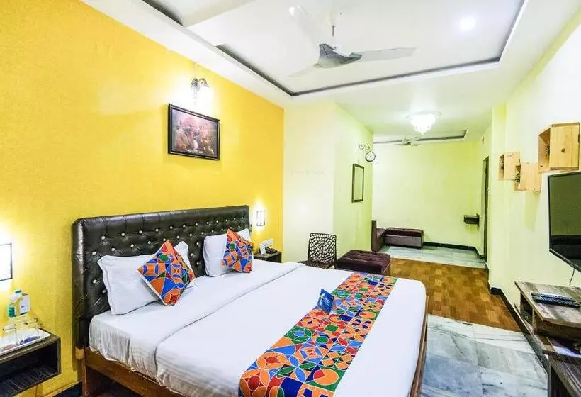 ホテル Royal Palace Marina