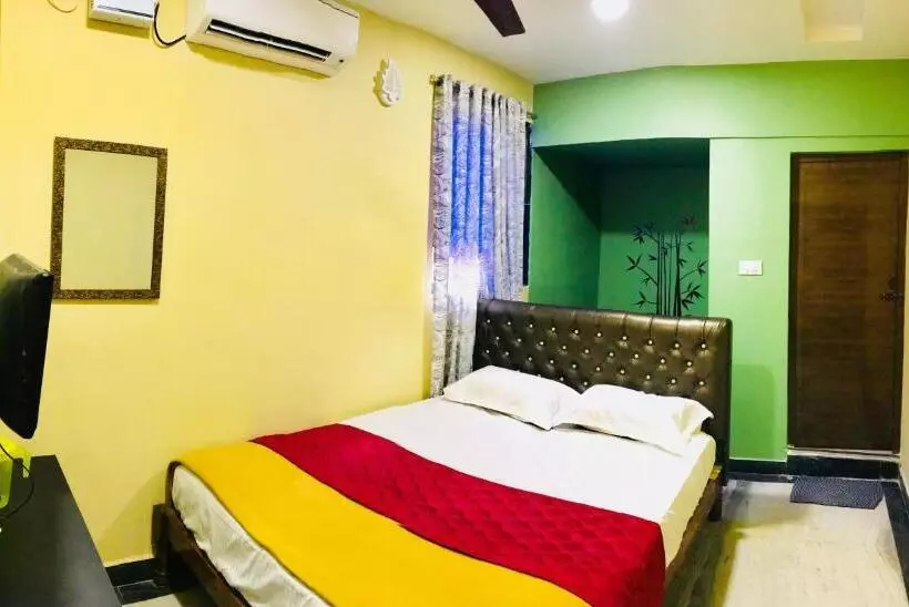 ホテル Royal Palace Marina