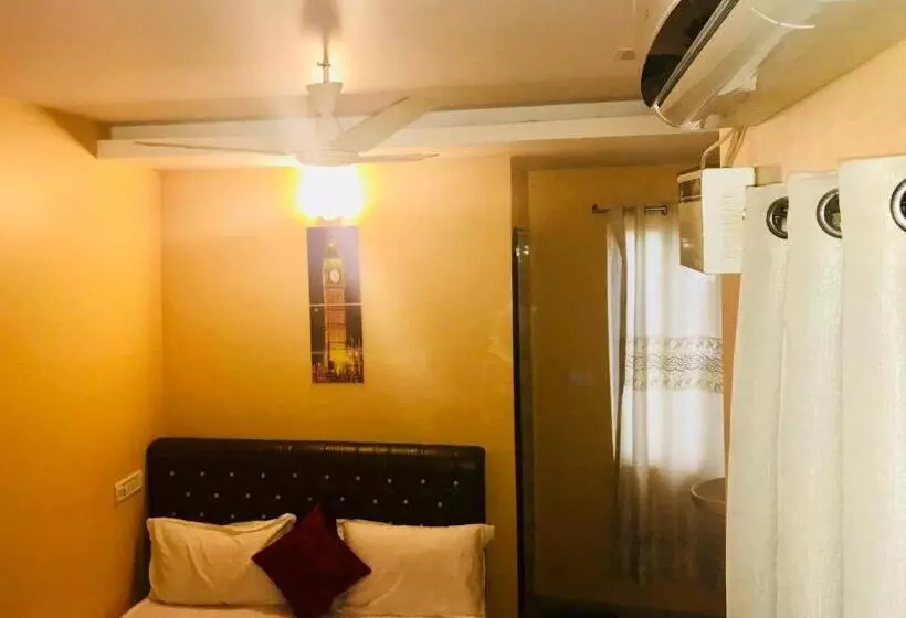 ホテル Royal Palace Marina