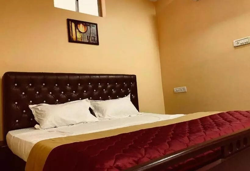 ホテル Royal Palace Marina