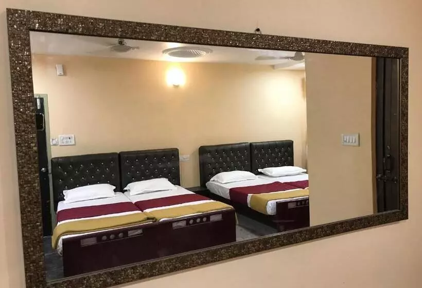 ホテル Royal Palace Marina