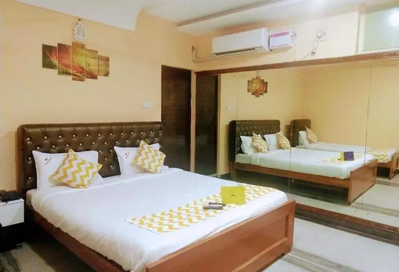 ホテル Royal Palace Marina